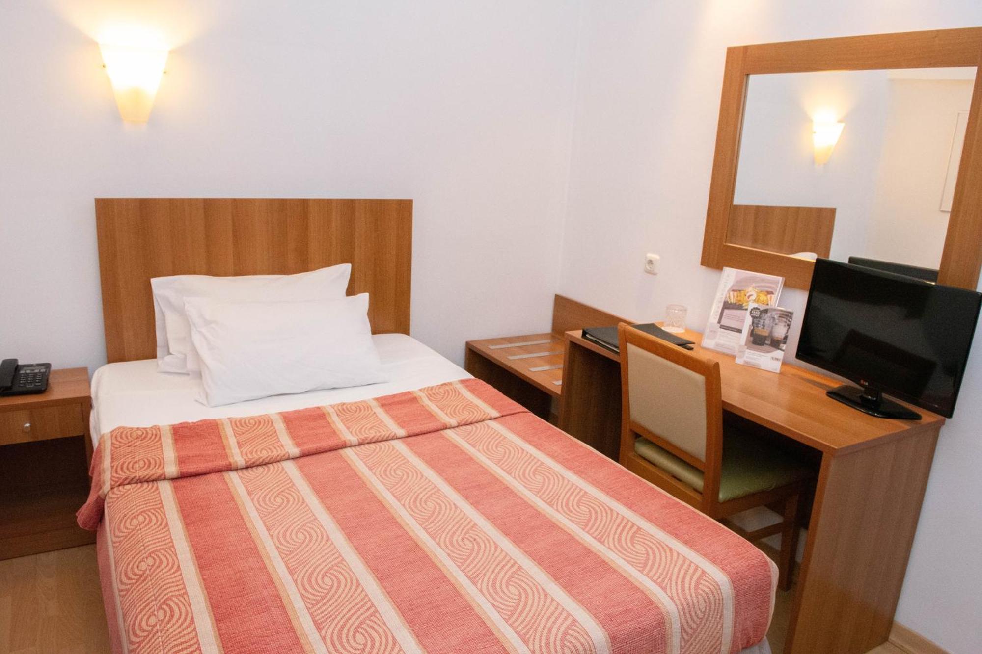Leto Boutique Hotel Agrinio Luaran gambar