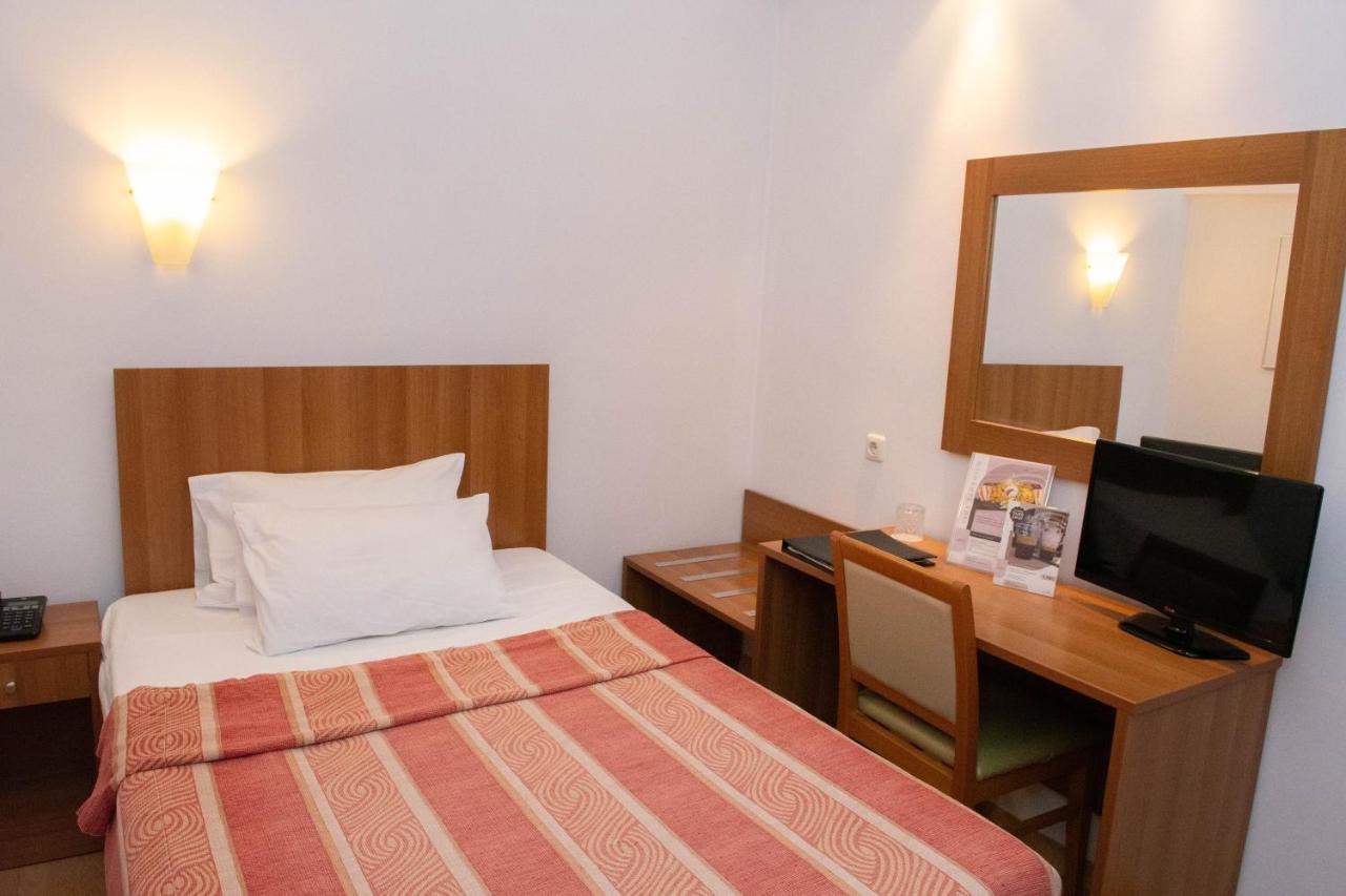 Leto Boutique Hotel Agrinio Luaran gambar