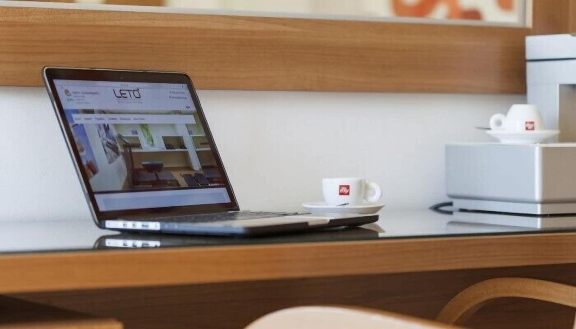 Leto Boutique Hotel Agrinio Luaran gambar