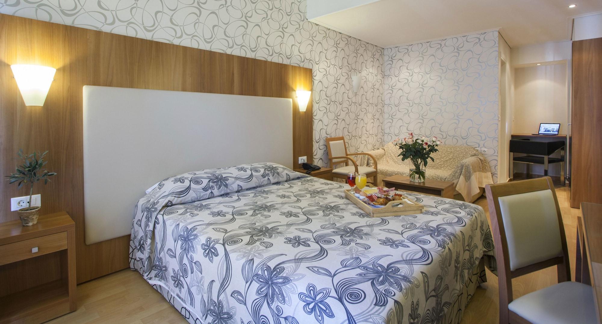 Leto Boutique Hotel Agrinio Luaran gambar